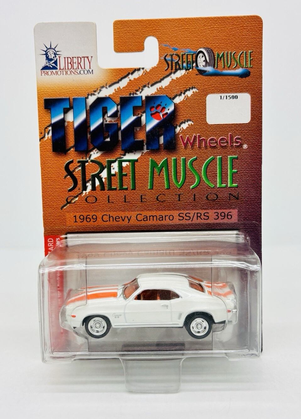 Tiger Wheels 1969 Chevy Camaro SS/RS 396 White Street Muscle w/ Protector 1/1500